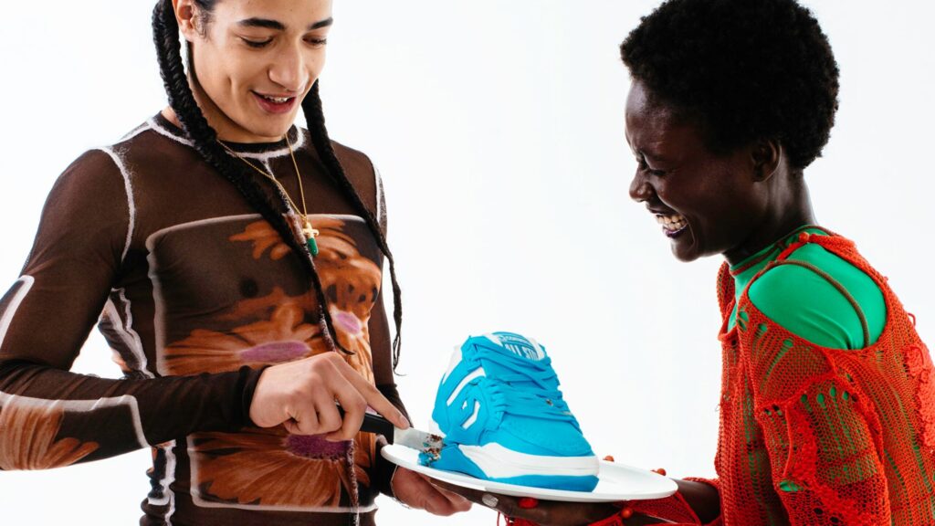 “Les Converse Weapon, des sneakers dans l’air du temps”