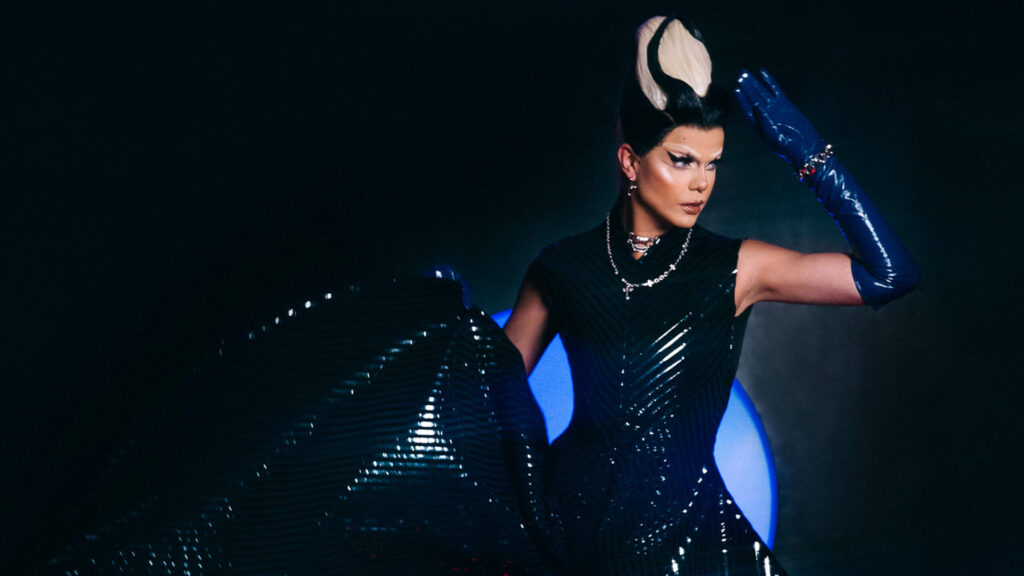 Lights, Camera, Nicky Doll !