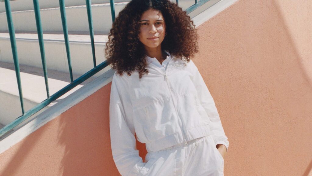 Lacoste réinvente le tracksuit