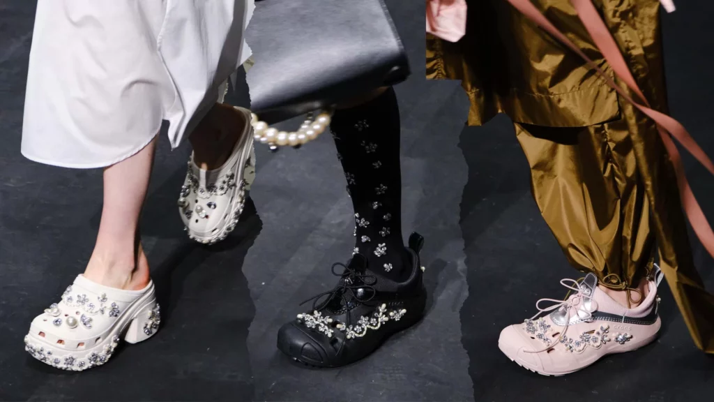 Simone Rocha x Crocs : 3 nouvelles paires English Rose !