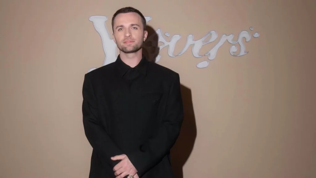 Découvre les premières images de Merci Internet, une série documentaire qui retrace la carrière de Squeezie !