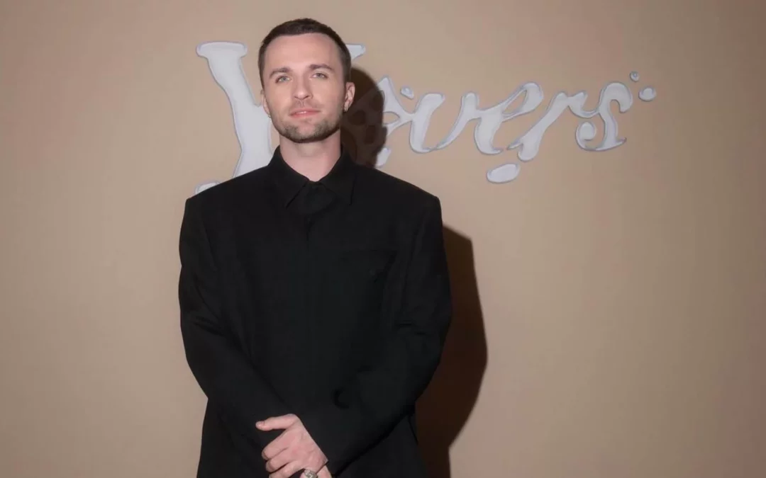 Découvre les premières images de Merci Internet, une série documentaire qui retrace la carrière de Squeezie !