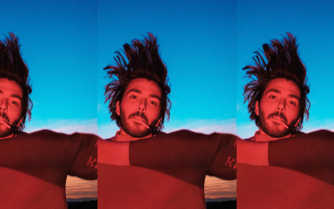 Panayotis Pascot, ton humoriste préféré, revient sur scène !