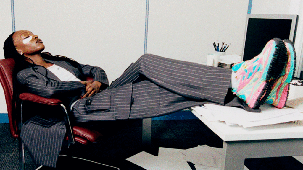 Les nouvelles baskets Off-White™ : Les “Be right back” prêtes à te faire oublier tes réunions Zoom et la salle de sport”