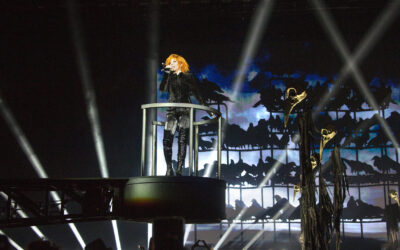 Mylène rallume les étoiles à Paris