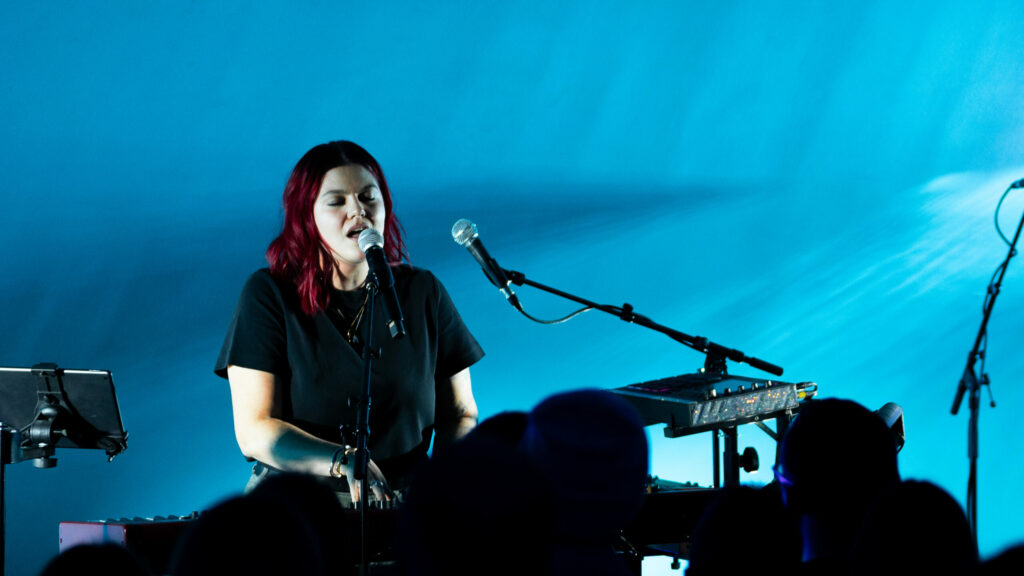 Louane : Après la pluie, le beau temps