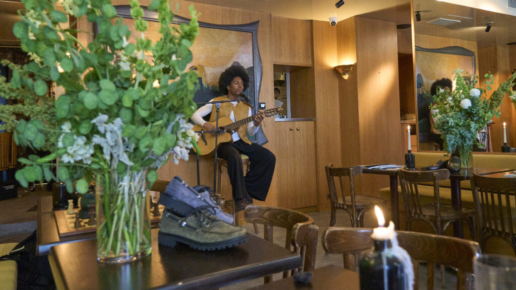 G.H.BASS – L’ART DE LA MOCASSINERIE EN TERRASSE