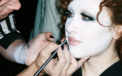 Chappell Roan devient ambassadrice mondiale M·A·C et dévoile son premier look de campagne