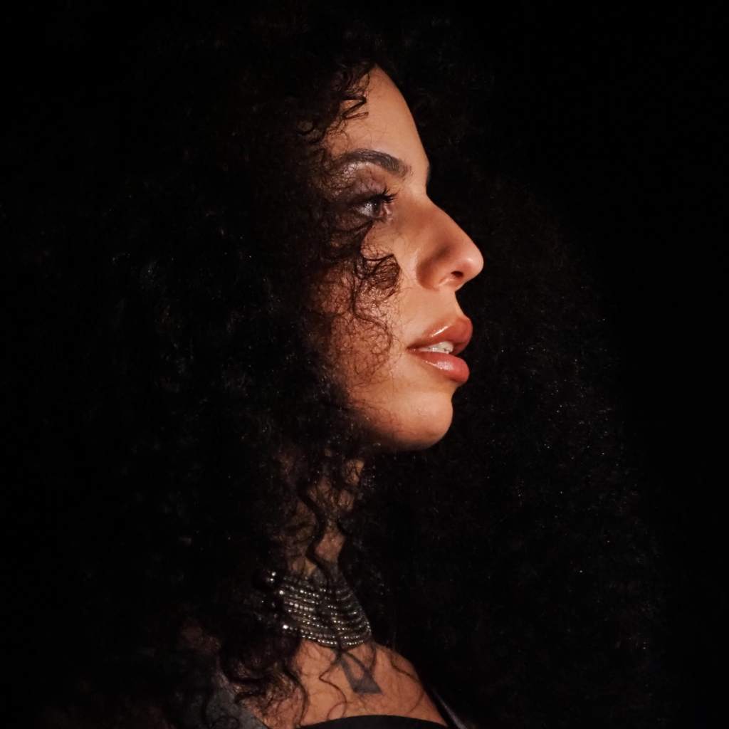 Janis : faire de la musique pour survivre et créer des sanctuaires